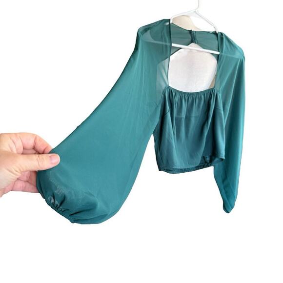 Express Square Neck Cut-Out Back Blouson Sleeve Top M Green Smocked Crop Fairy - Picture 2 of 8